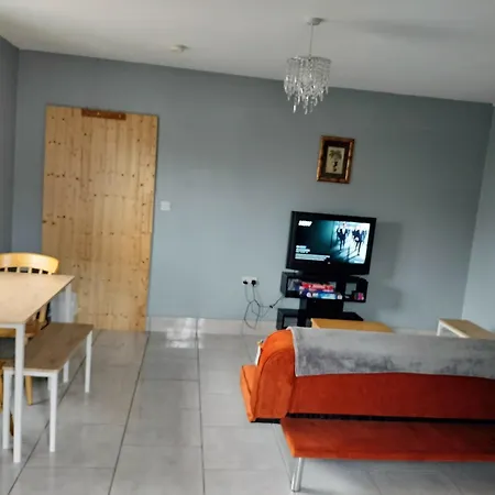 One Bedroom Achill Island Pets Allowed Apartment *
