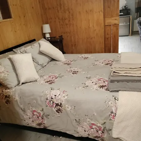 One Bedroom Achill Island Pets Allowed